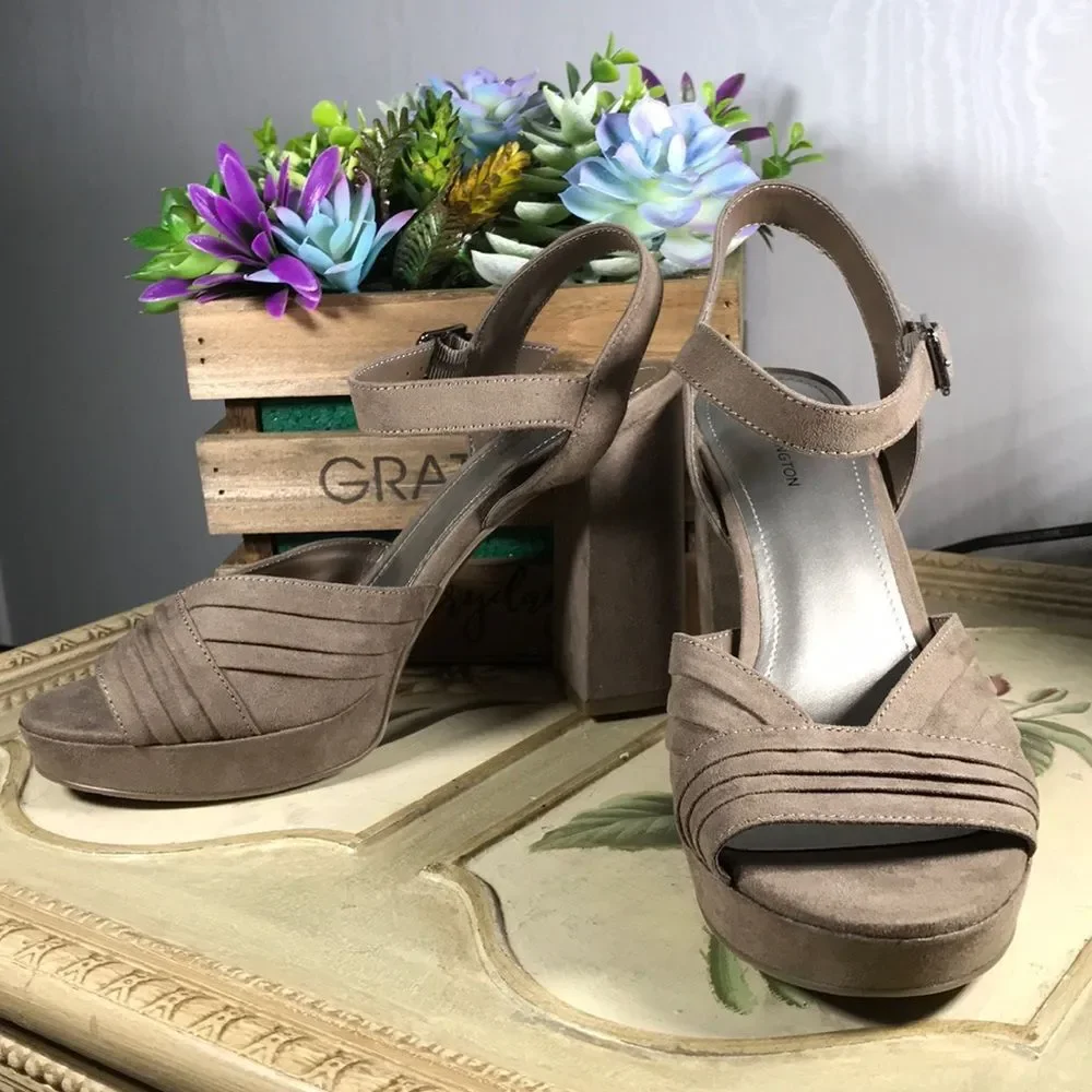 Worthington Felicia Suede Platform Sandals Sz 8 NEW in Box